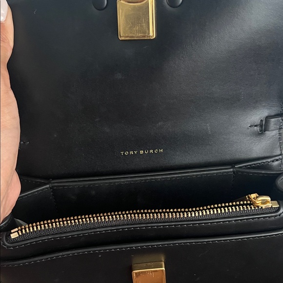 Tory Burch Black Crossbody Bag with Gold Chain - Picture 5 of 6